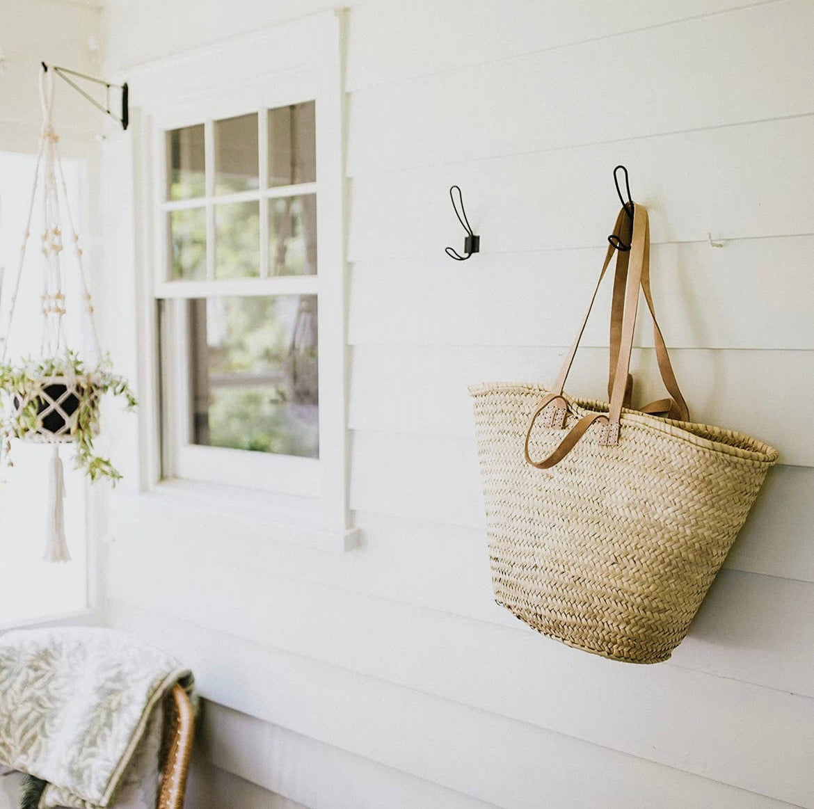 Handmade French Farmers Market/Beach Straw Bag with Double Flat Light Natural Leather Handles